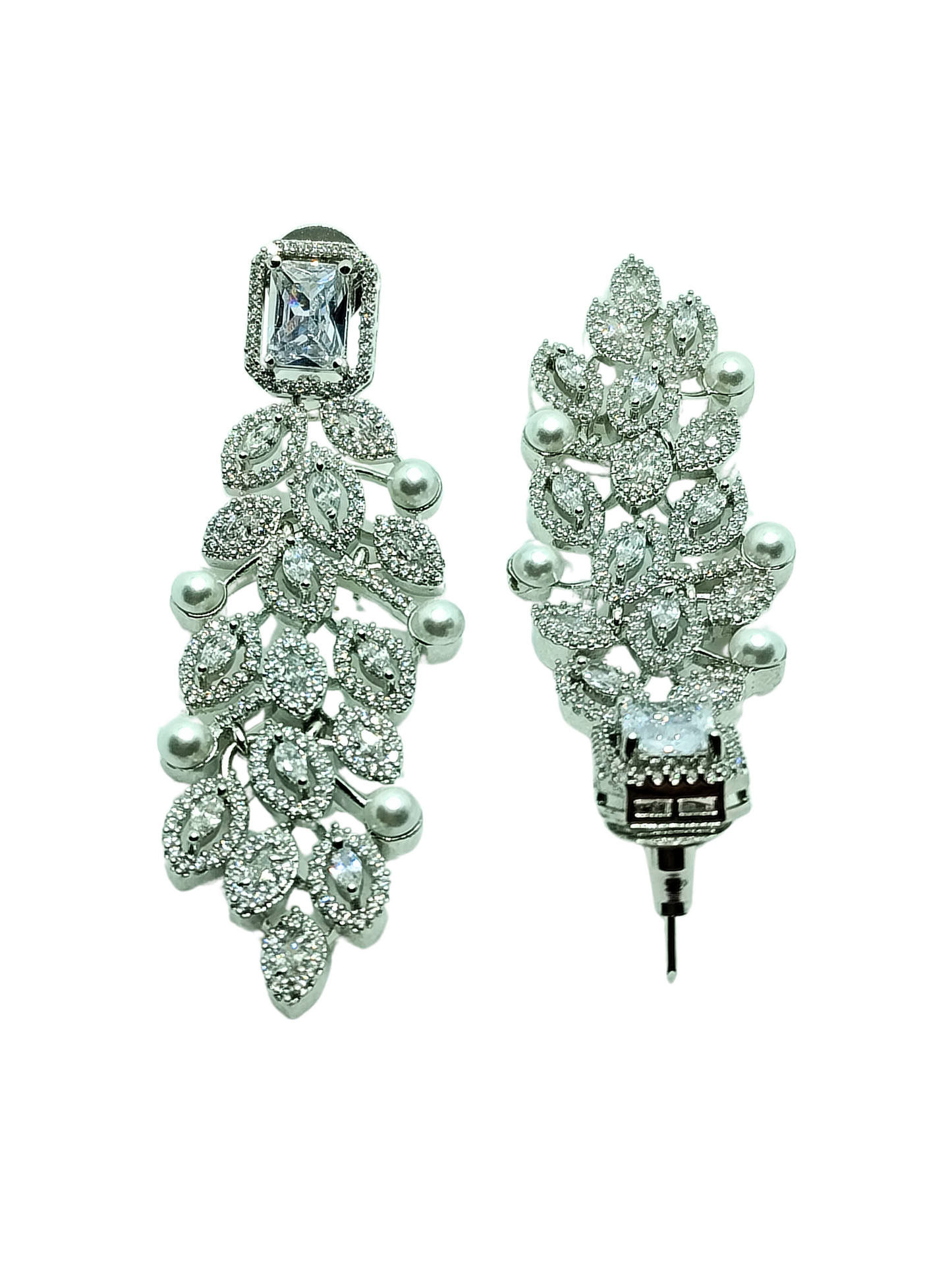 WHITE CHANDINI AD PEARL EARRING
