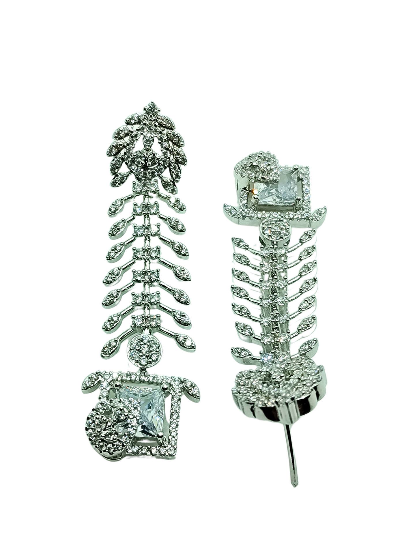 WHITE JASMINE AD LONG EARRING