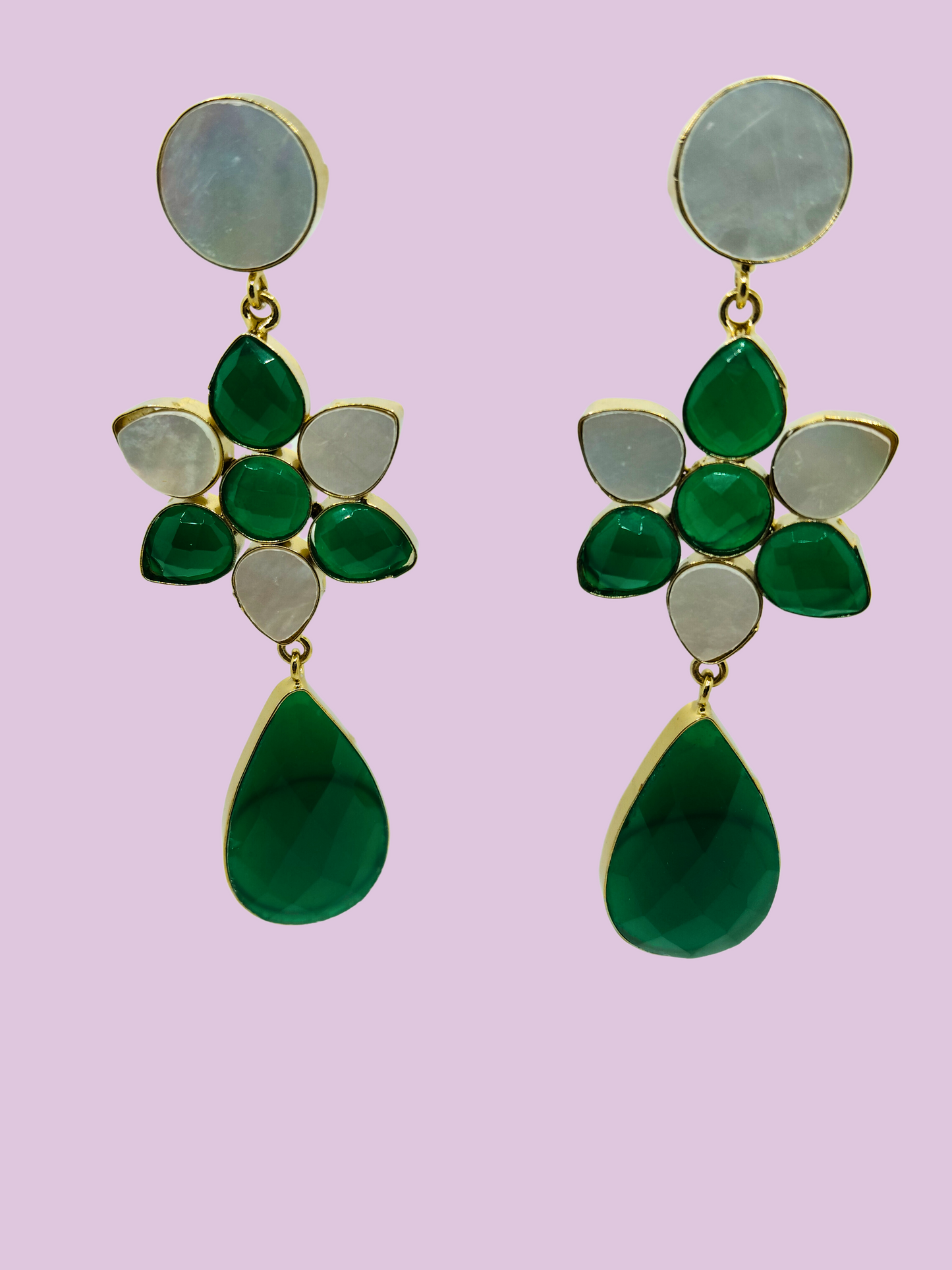EMERALD MENKA LONG EARRING