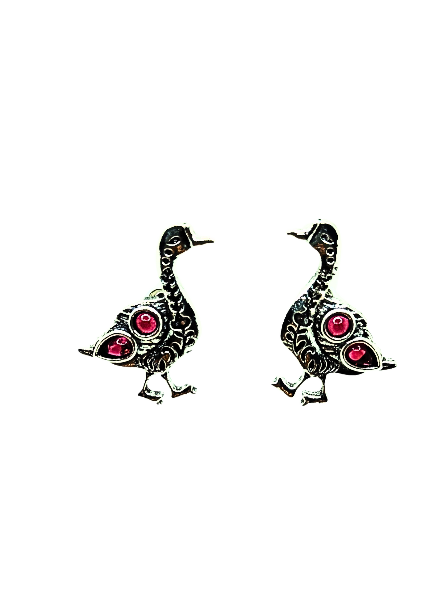 MAGENTA DUCK AD STUD