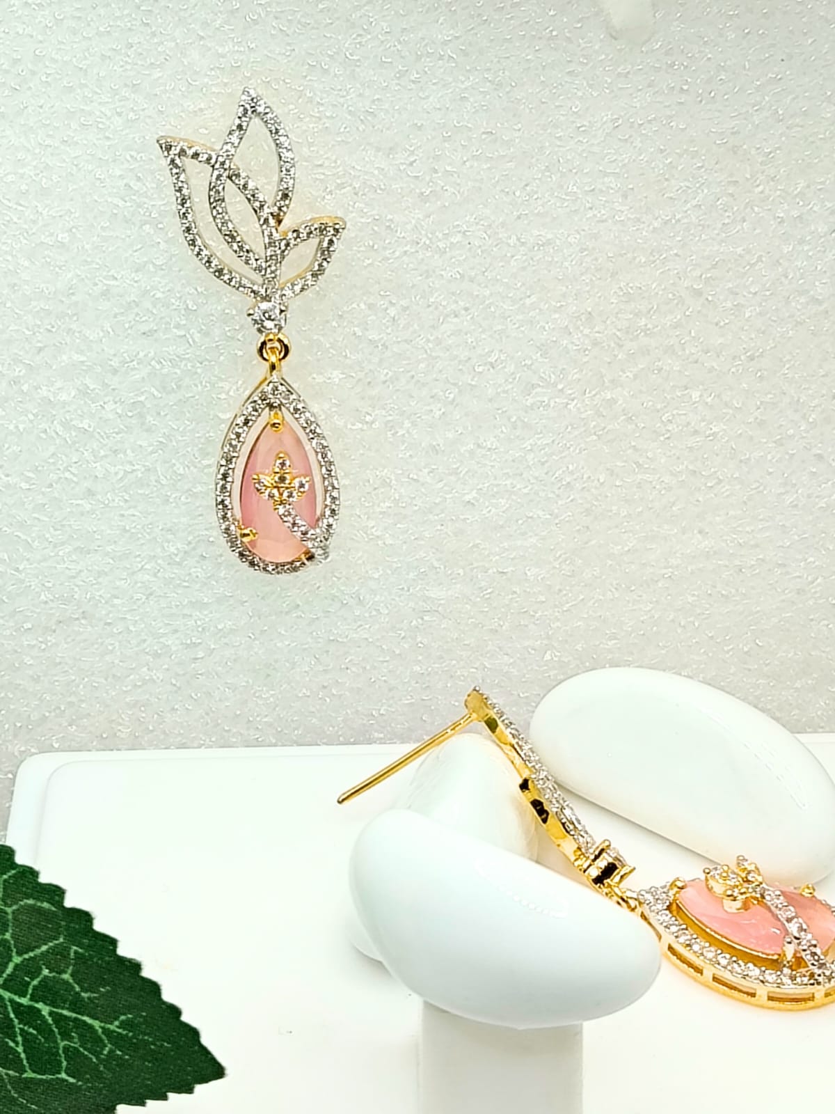 PINK AARON AD DANGLER