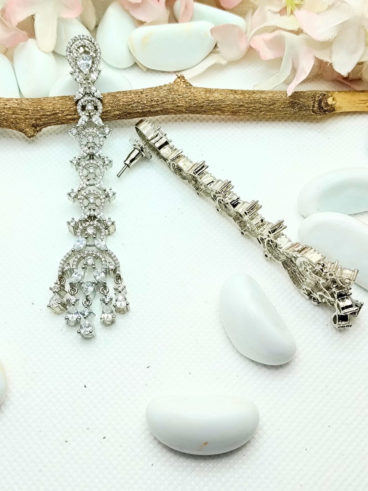 SILVER RIDHI LONG EARRING