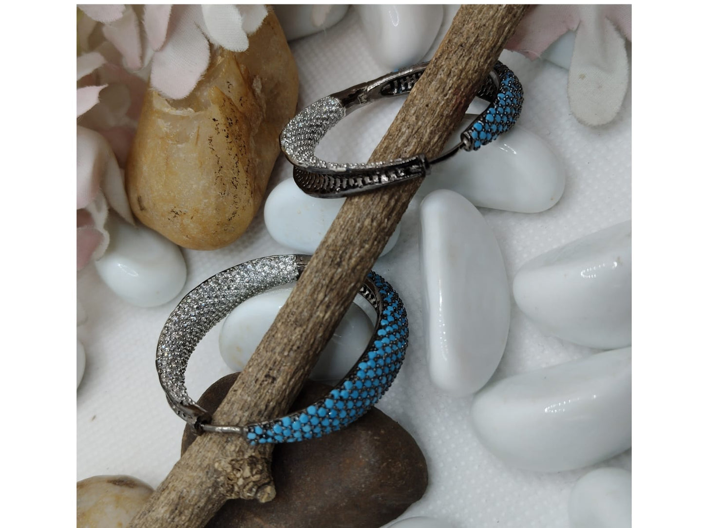 TIFFANY BLUE SUSAN AD BALI