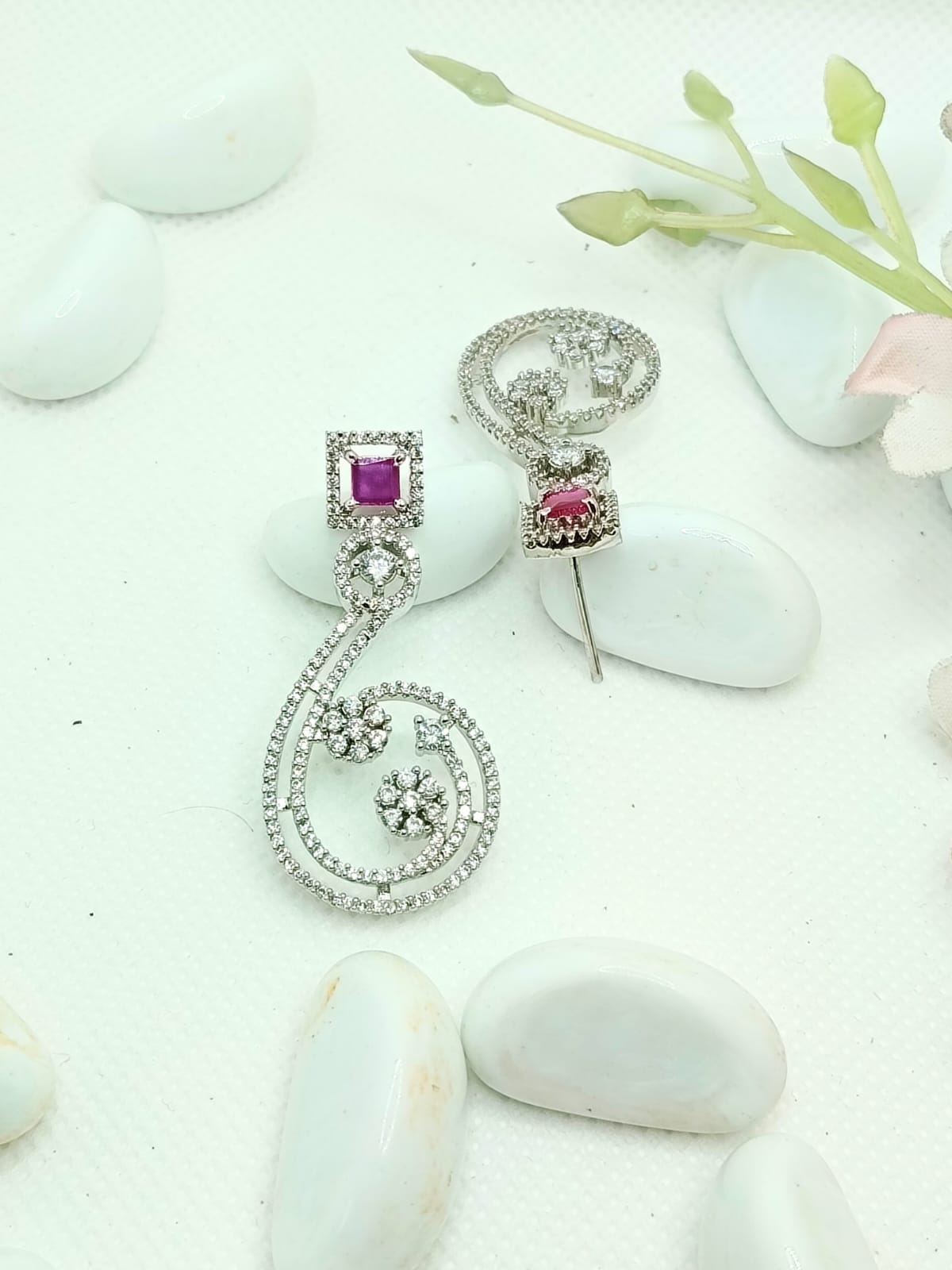 RUBY SAVI AD EARRING