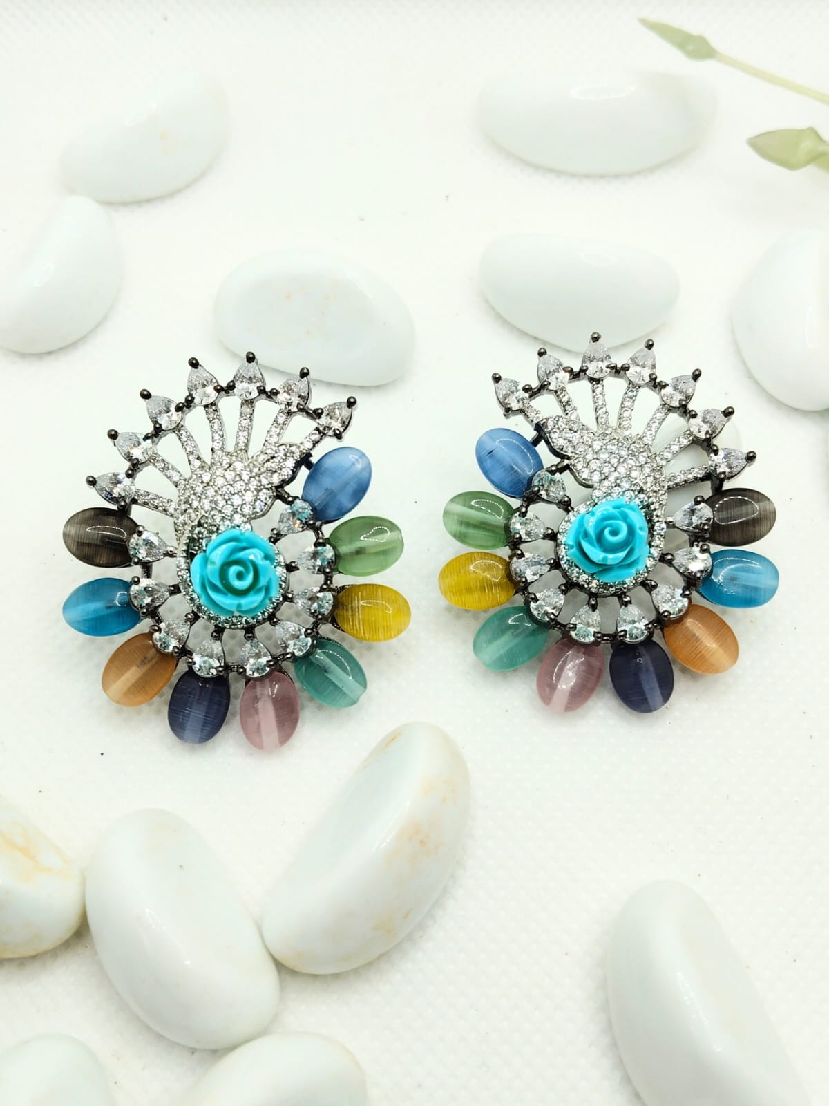 MULTICOLOR PEACOCK STUDS EARRING - 50% OFF