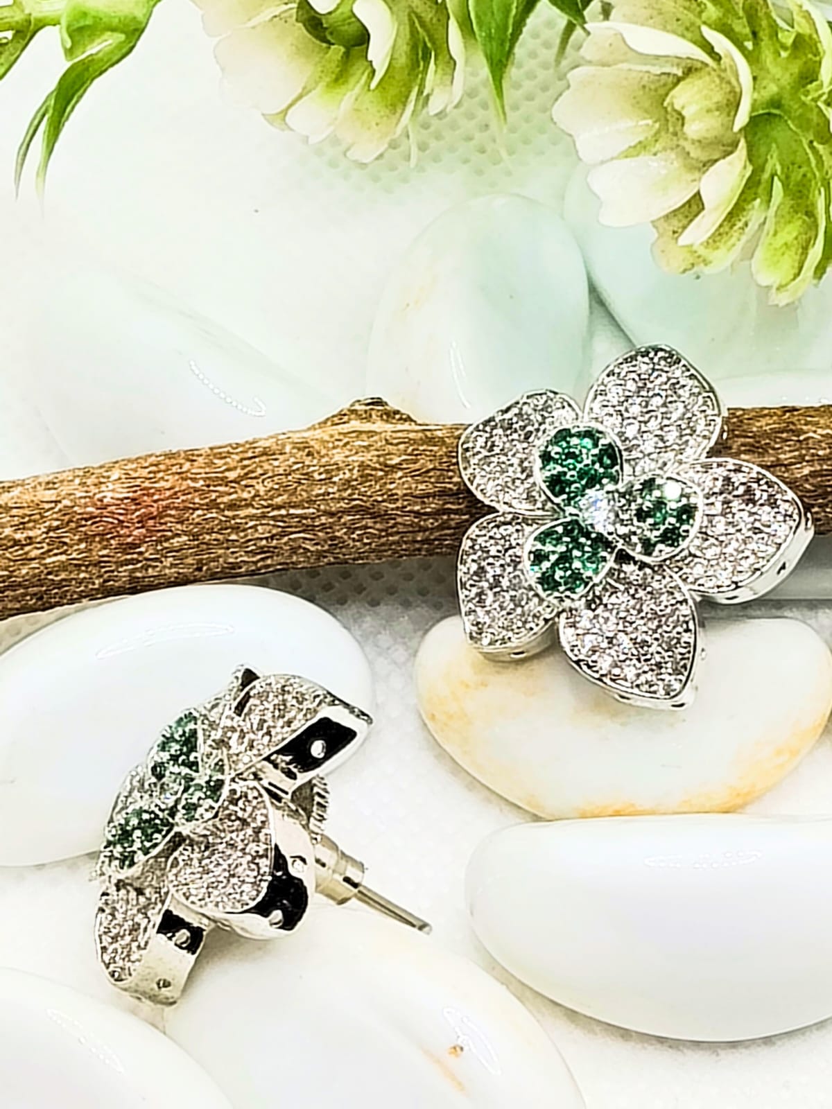 GREEN AMOLI AD STUD - 60% OFF