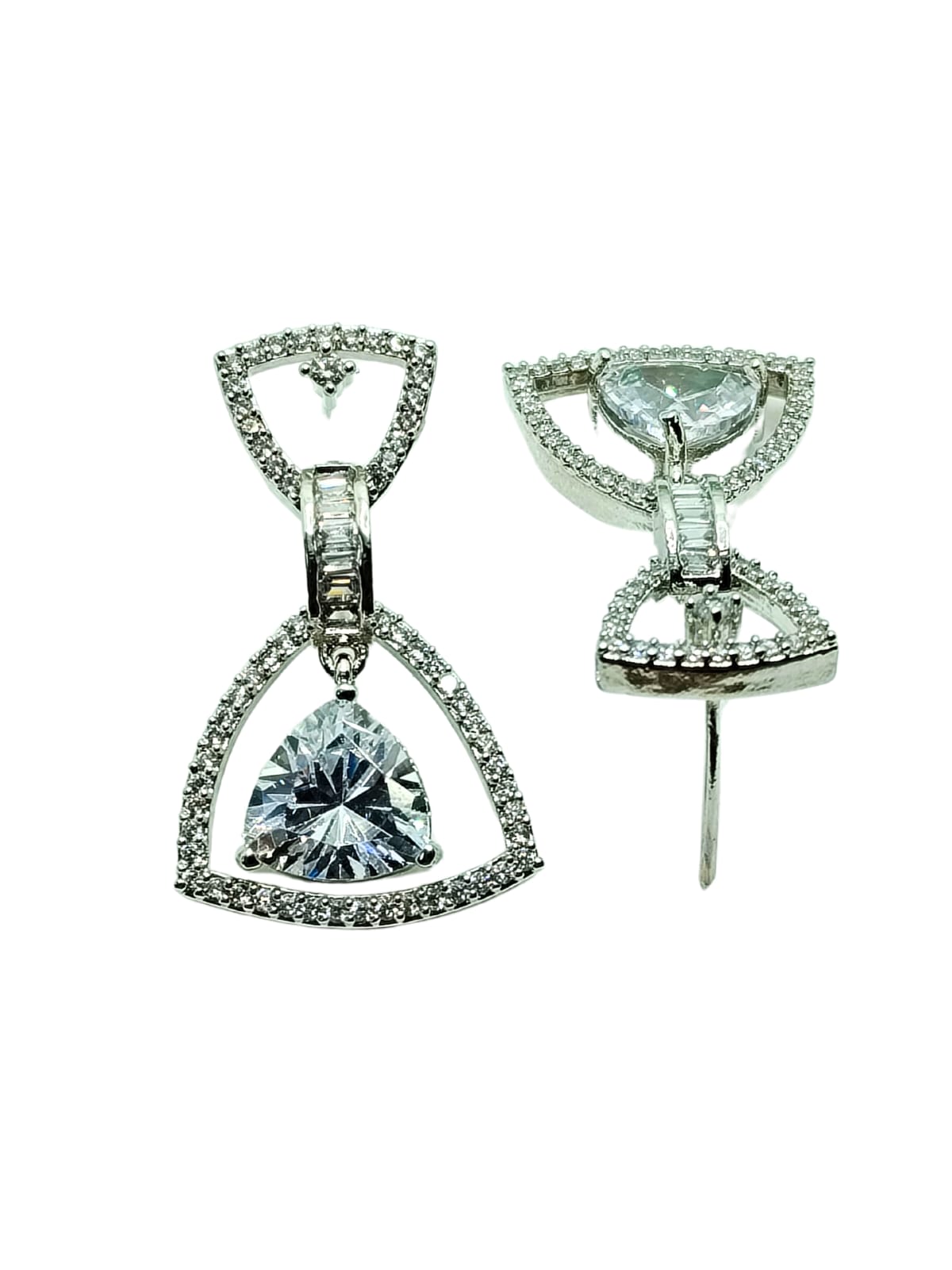 WHITE ADITI AD EARRING