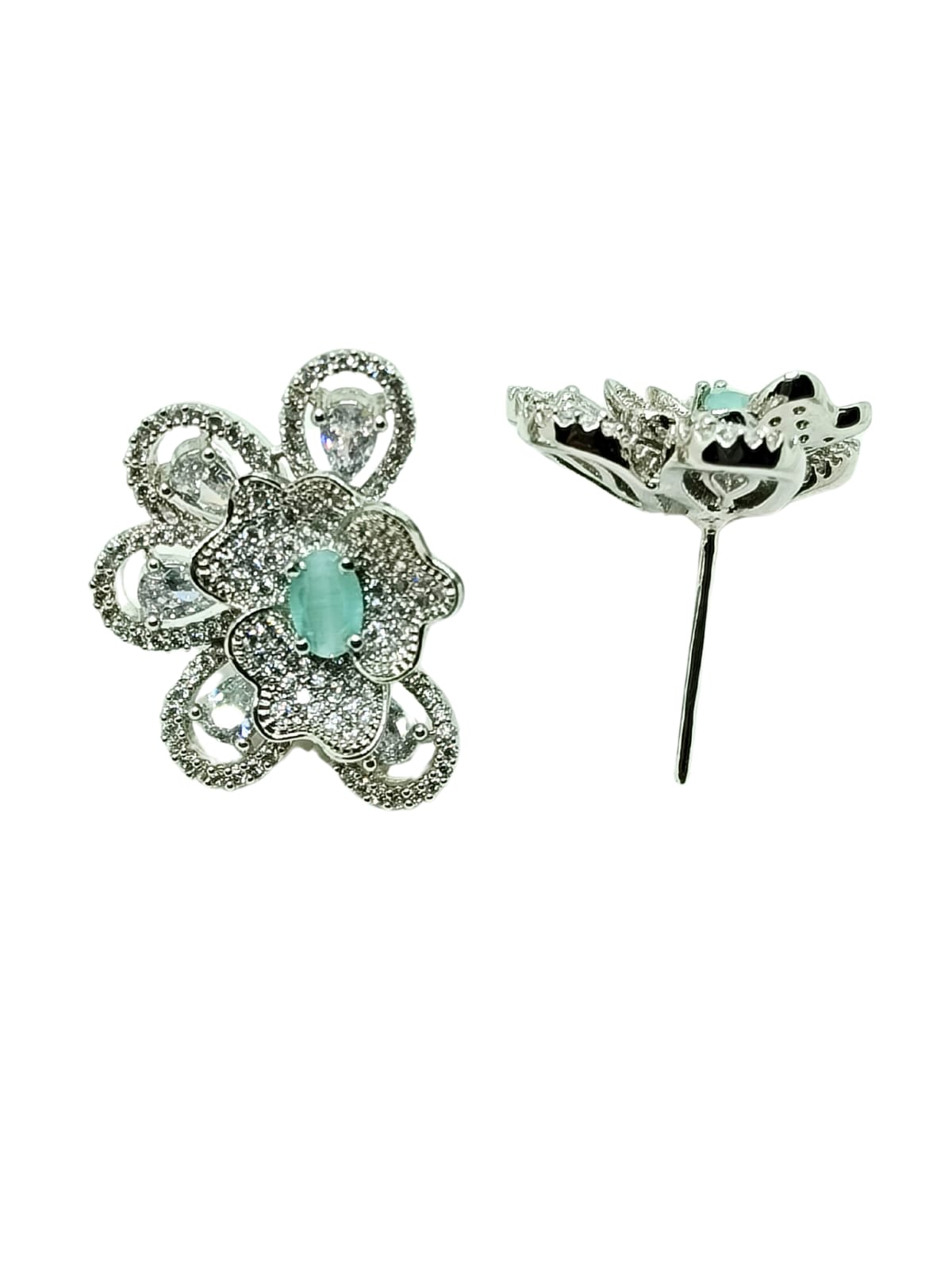 WHITE KEYA AD STUDS - 50% OFF
