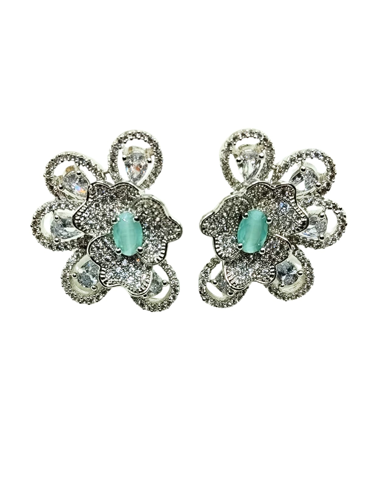 WHITE KEYA AD STUDS - 50% OFF