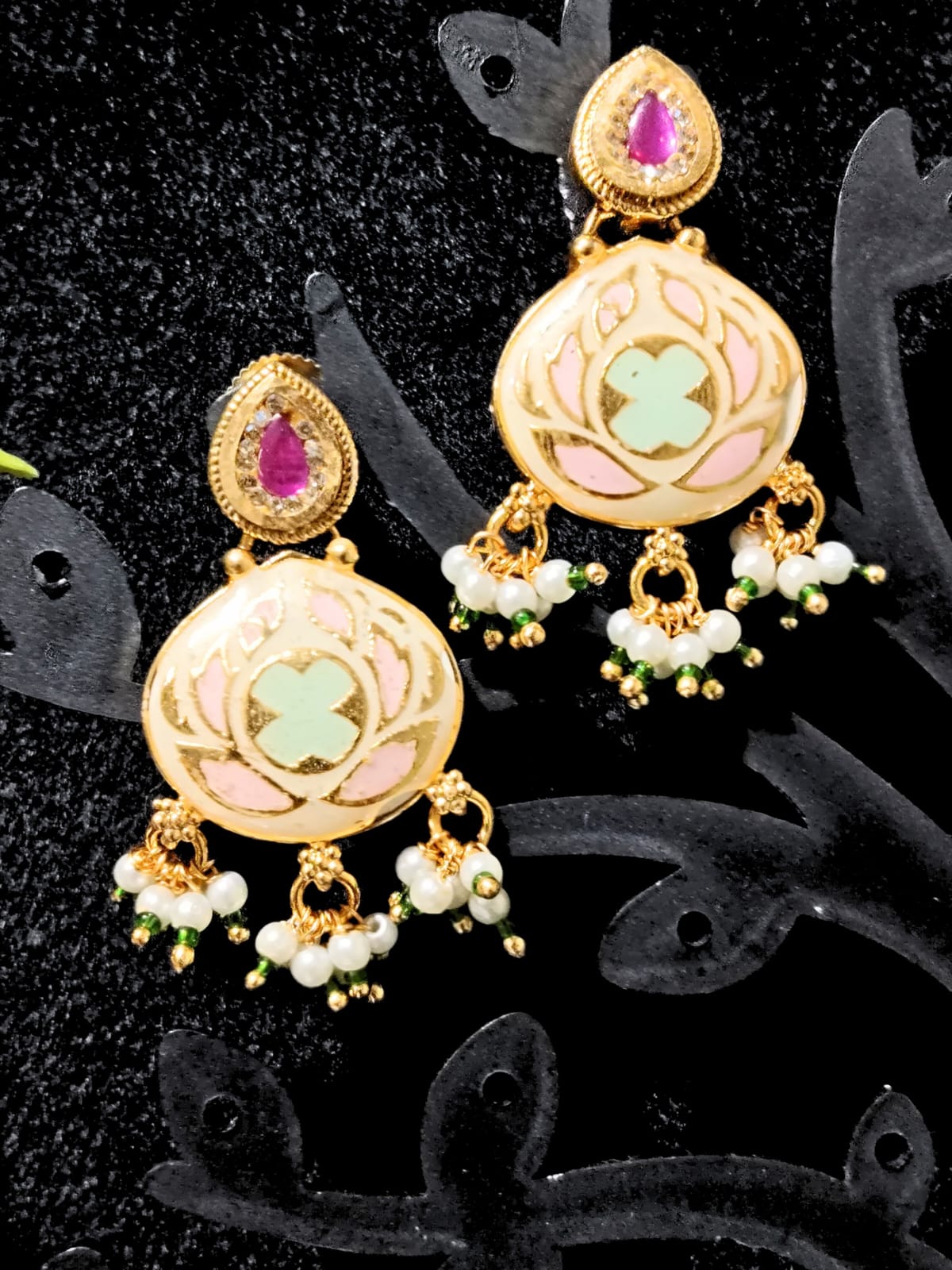 RAJWADI GUNGUN CHOKER SET - 60% OFF