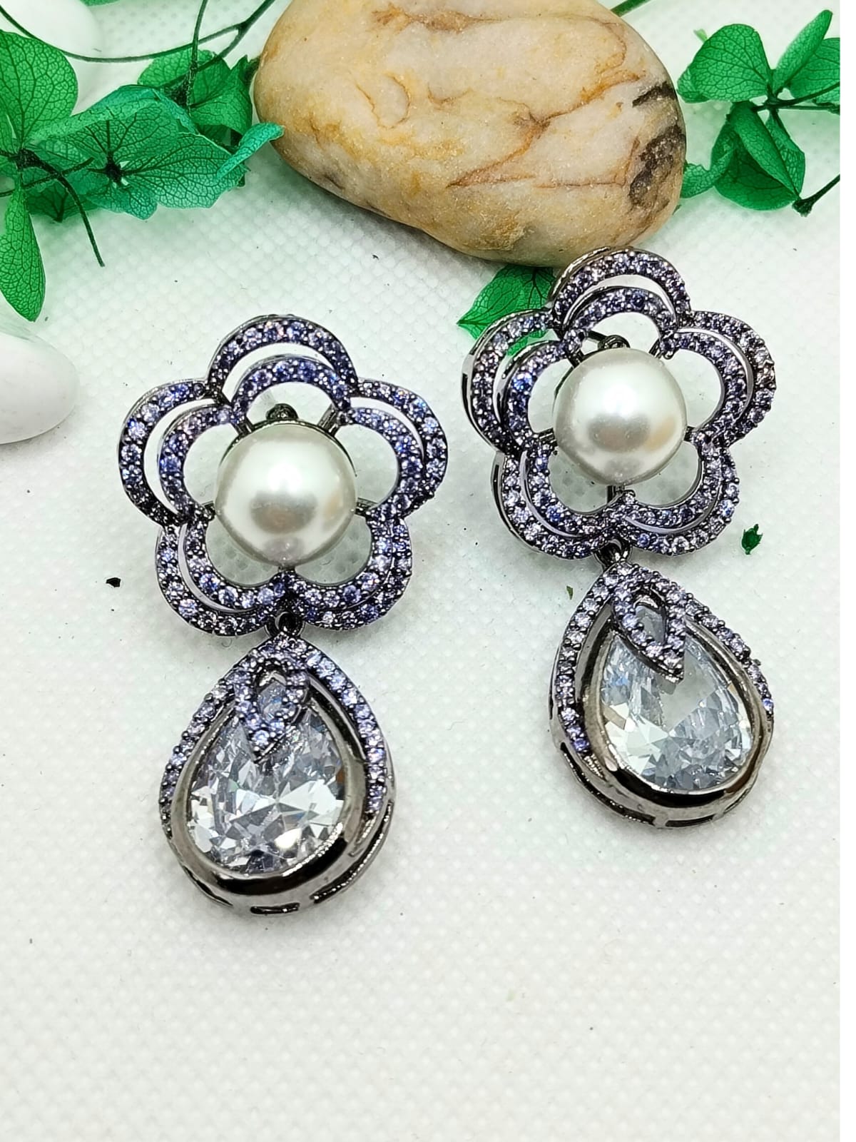 EARRINGS RS 500 - 1000