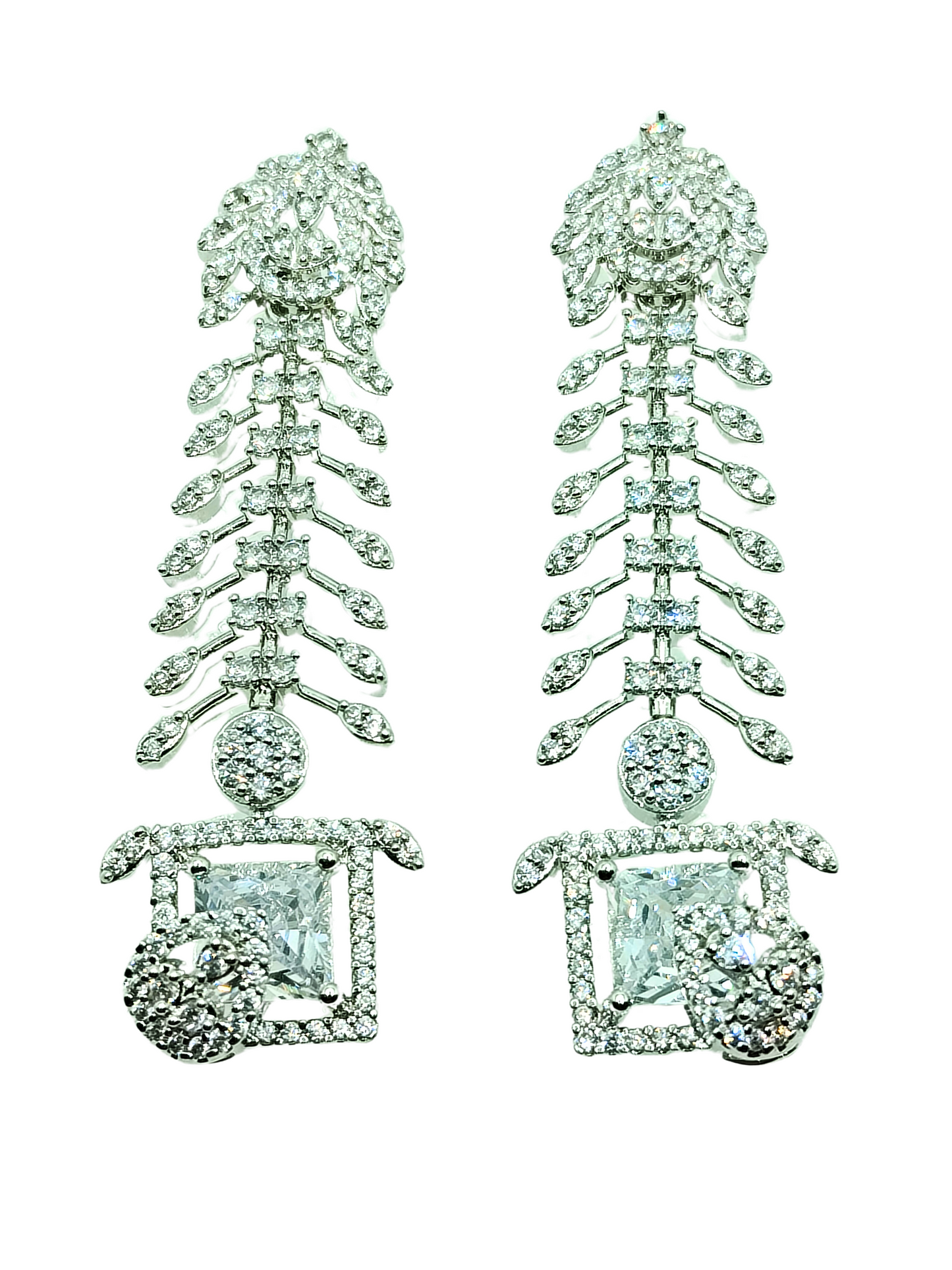 WHITE JASMINE AD LONG EARRING