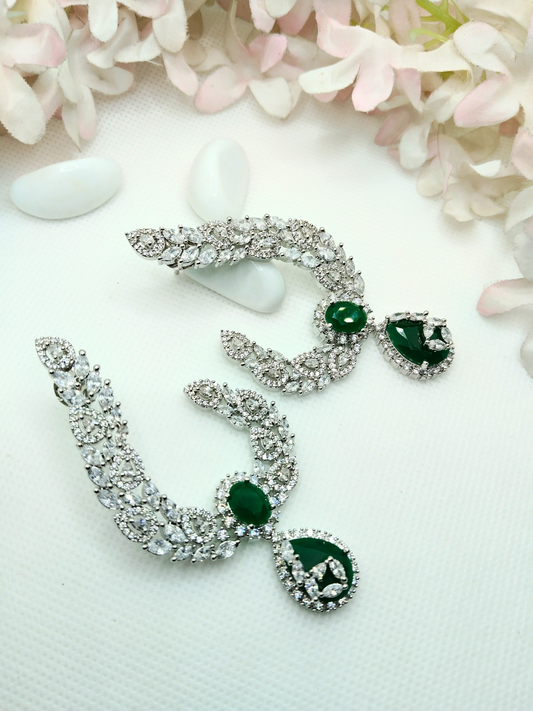 EMERALD MOHINI AD LOND EARRING