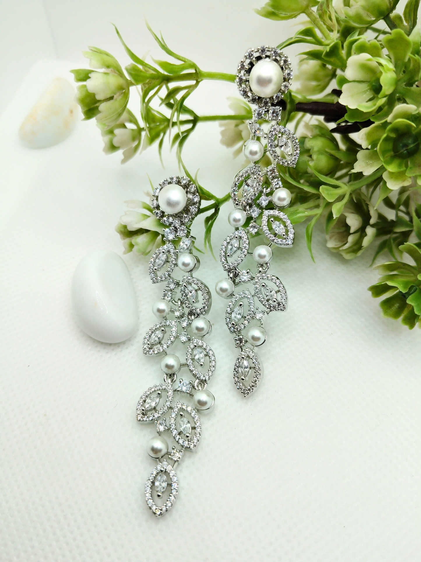 PEARL CHANDINI AD EARRING