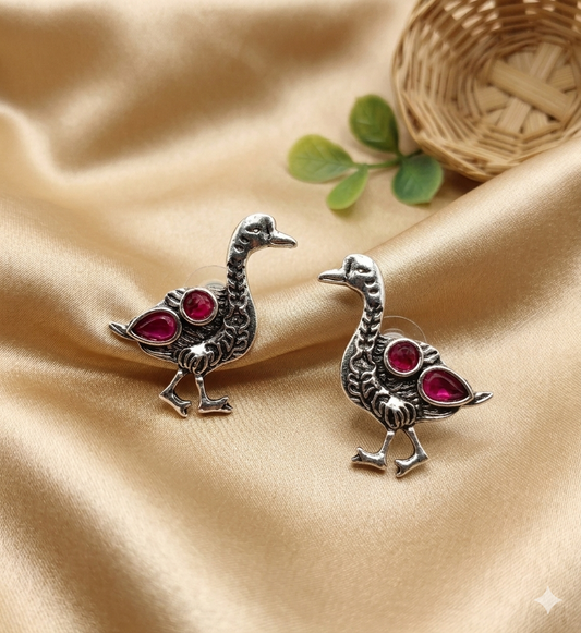 MAGENTA DUCK AD STUD