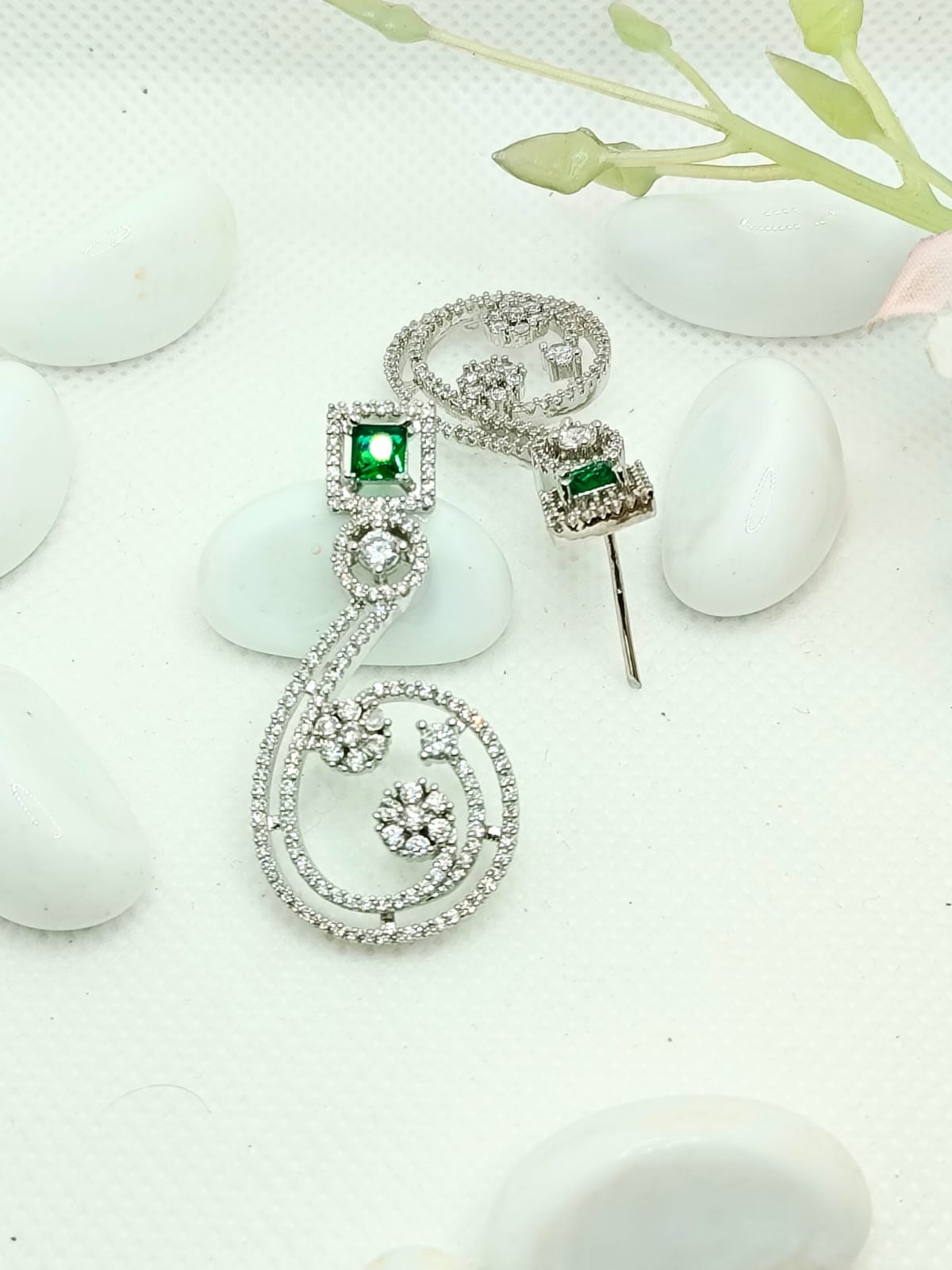 GREEN SAVI AD EARRING