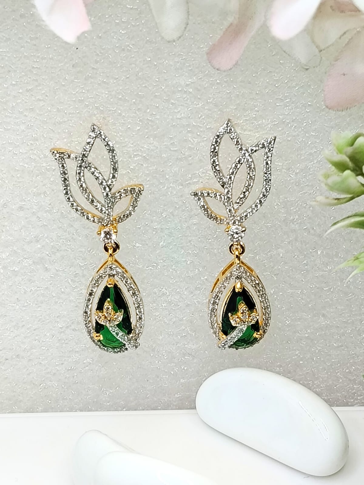 GREEN AARON AD DANGLER