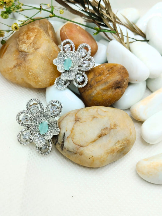 WHITE KEYA AD STUDS - 50% OFF